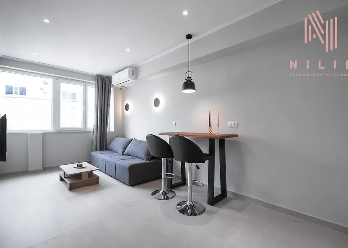 Nexia, Nilie Hospitality Mgmt *