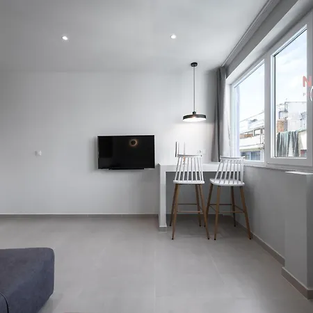 Nexia, Nilie Hospitality Mgmt Apartmán *